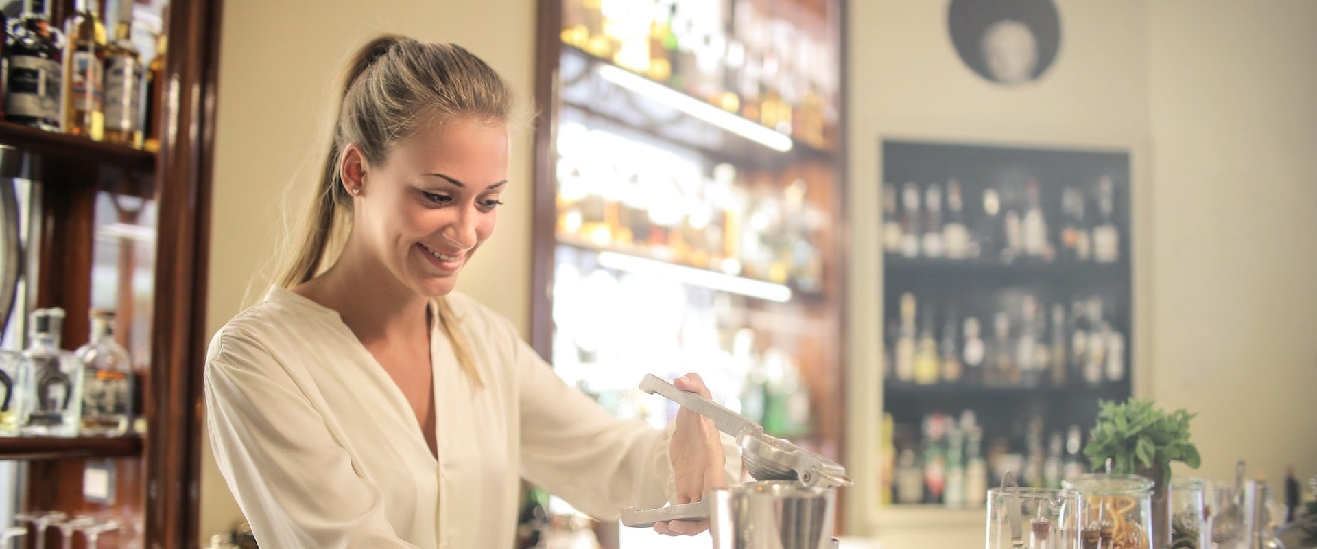 Dressing to Impress: A Guide to Bars with Dress Codes in Western Washington